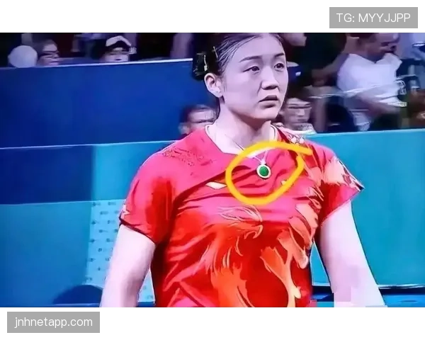 陈梦出街像豪门千金,训练时又像高压机器——她随手一挥的钱能吓退我一整年工资